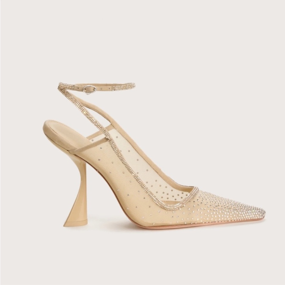 NEW IN BOX - CULT GAIA - Diya Slingback
Color: Sand Dollar size 7.5